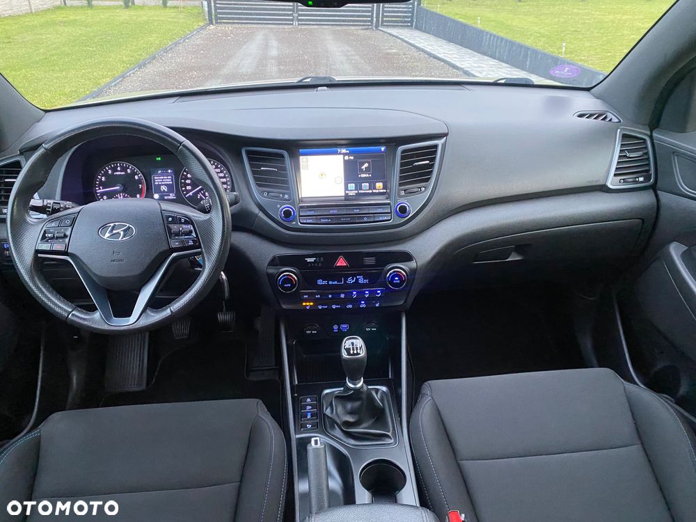 Hyundai Tucson blue 1.6 GDi 2WD Navi - 26