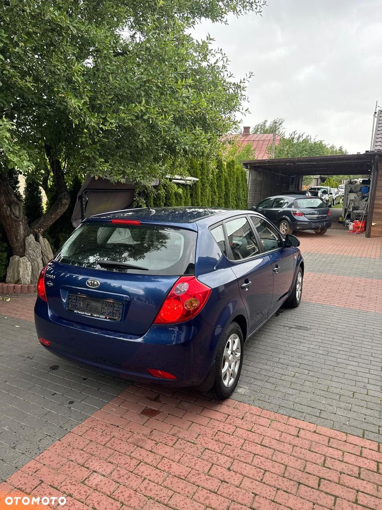 Kia Ceed 1.4 Comfort - 4