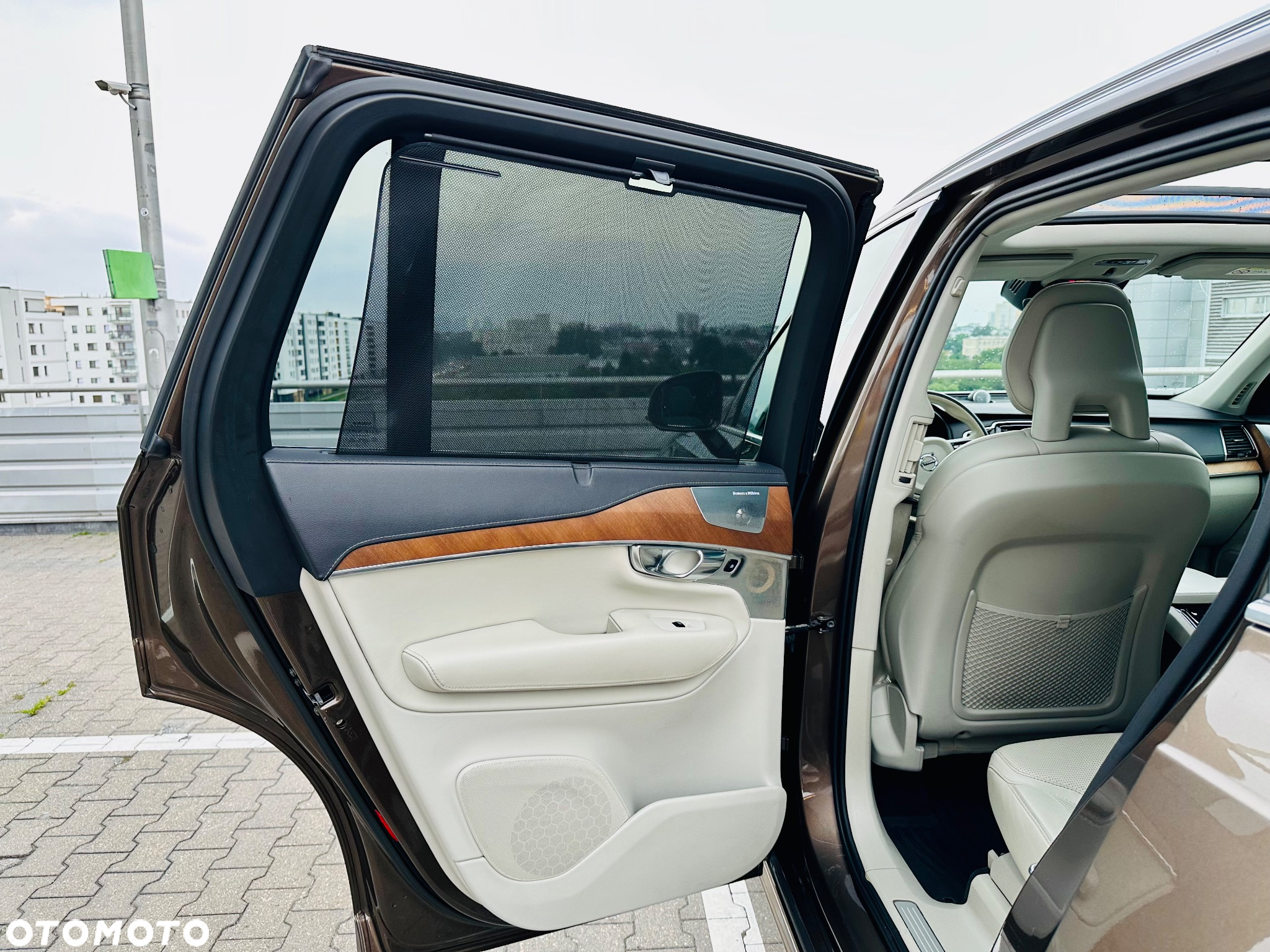 Volvo XC 90 D5 SCR AWD Inscription 7os - 28