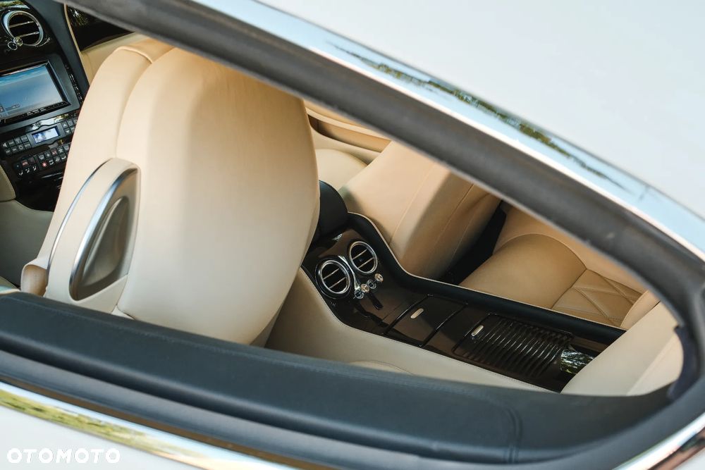 Bentley Continental GT Standard - 19