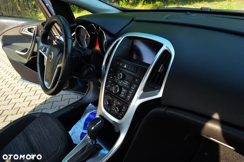 Opel Astra 1.6 Cosmo - 34