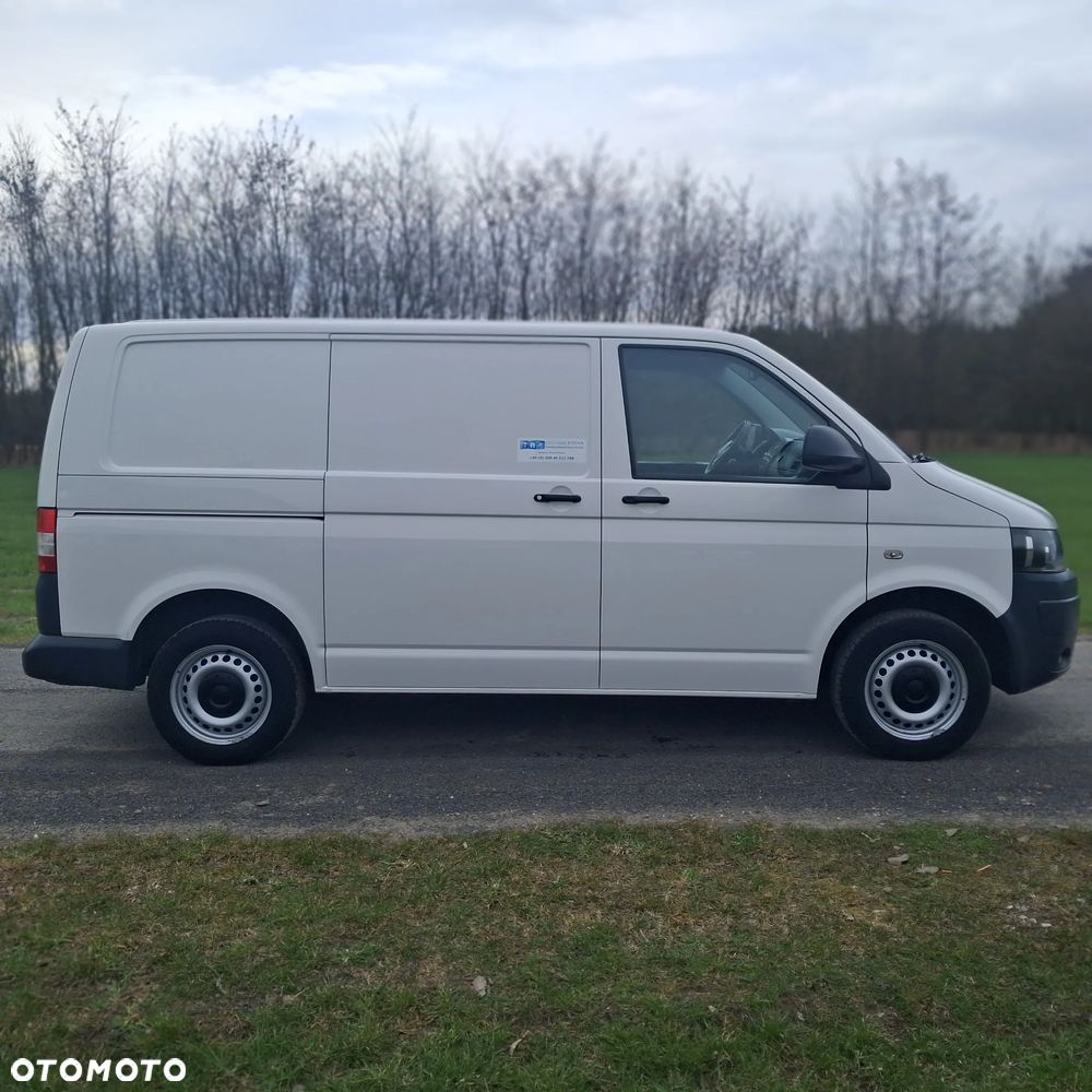 Volkswagen T5 - 12