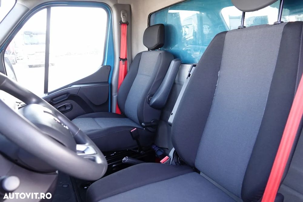 Renault MASTER / CONTAINER / LIFT / GVWR: 3500 KG / 2022 / IMPORTAT - 28