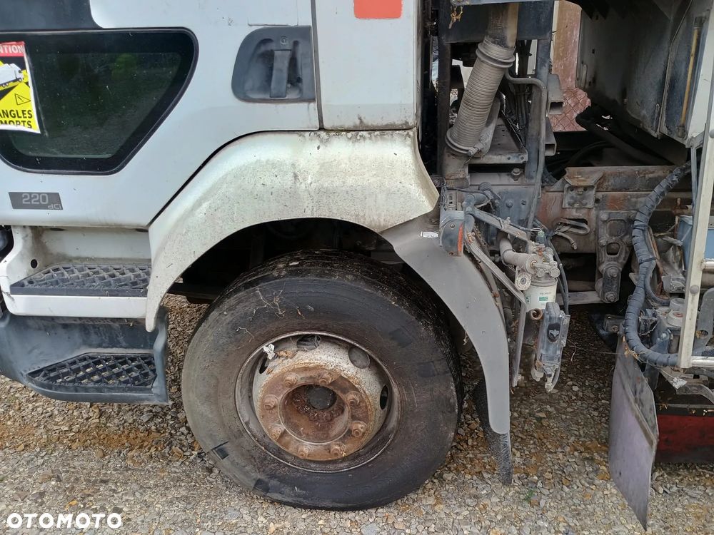 Renault MIDLUM automat odkurzacz - 14