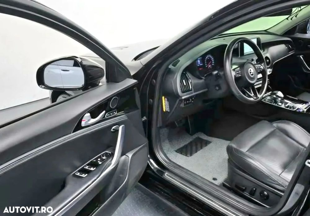 Kia Stinger 2.0 T-GDI GT Line - 4