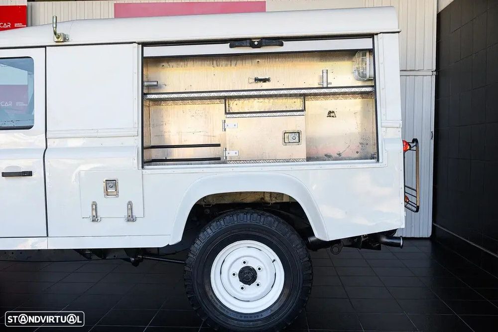 Land Rover Defender 110 2.5 Td5 E - 21
