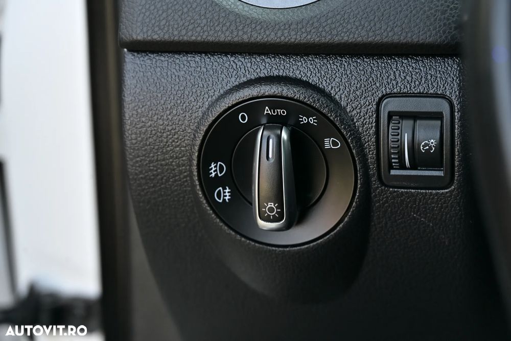 Volkswagen Tiguan - 28