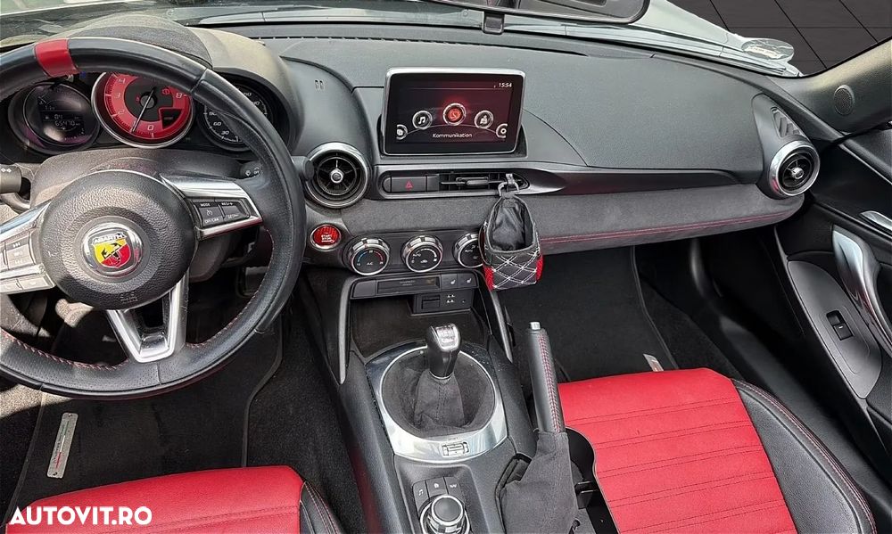 Abarth 124 Spider - 9