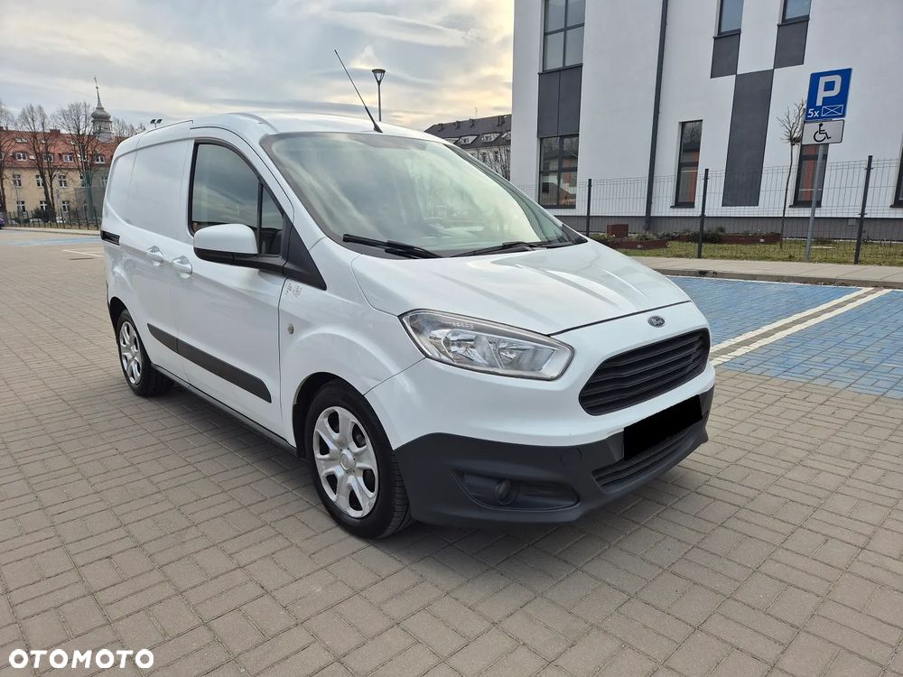 Ford TRNSIT COURIER - 3