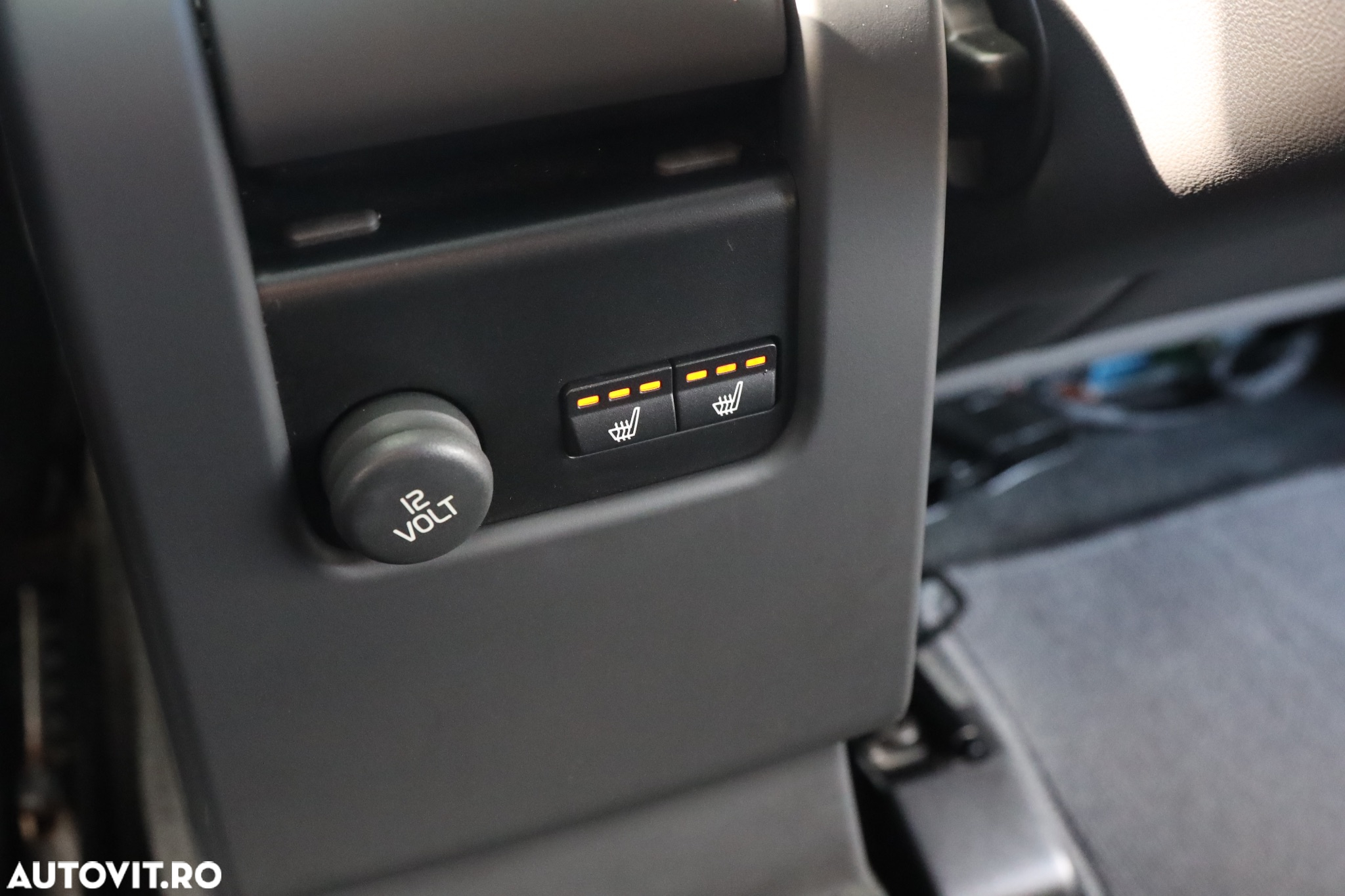 Volvo XC 60 D4 Geartronic Momentum - 25