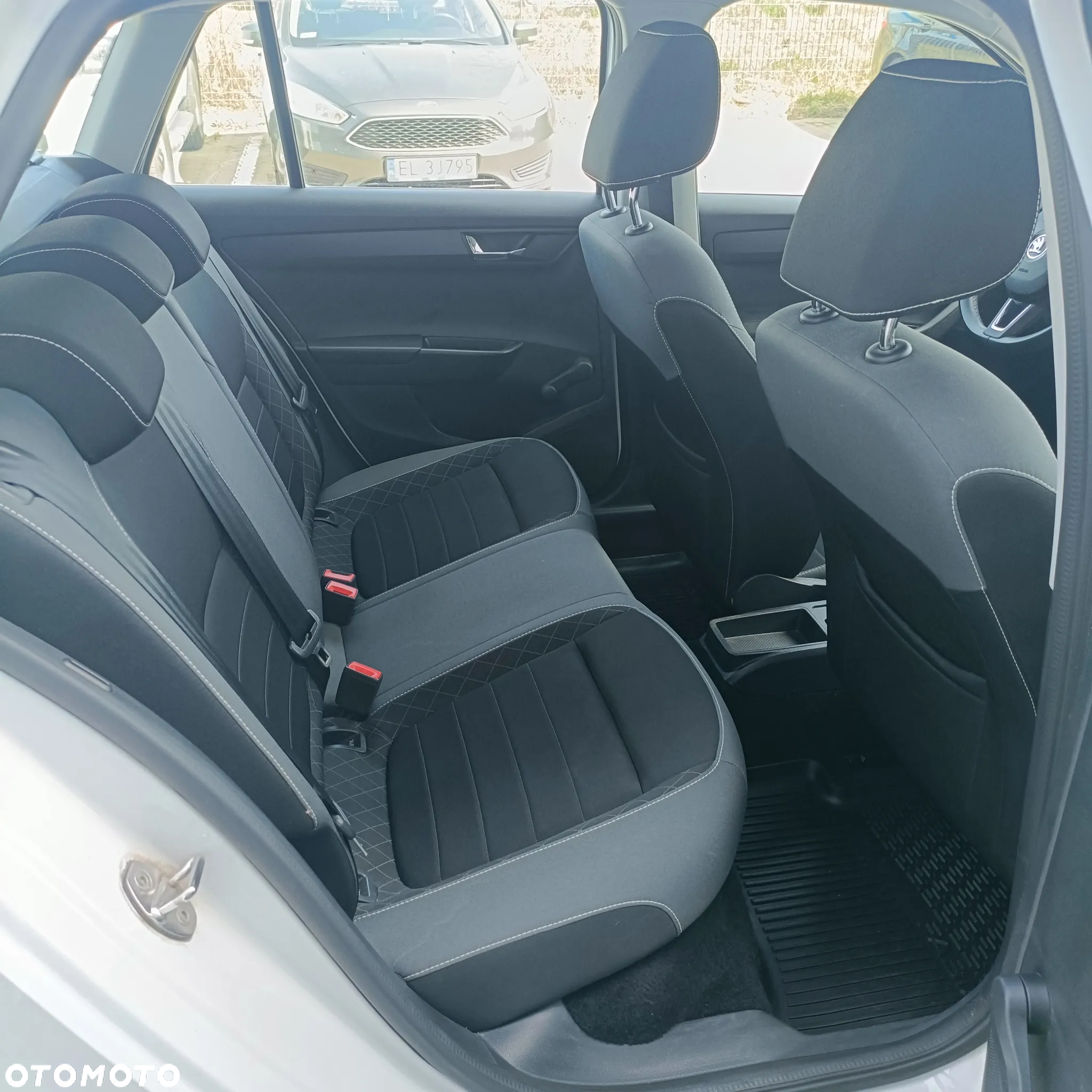 Skoda Fabia 1.0 TSI Ambition Plus - 9