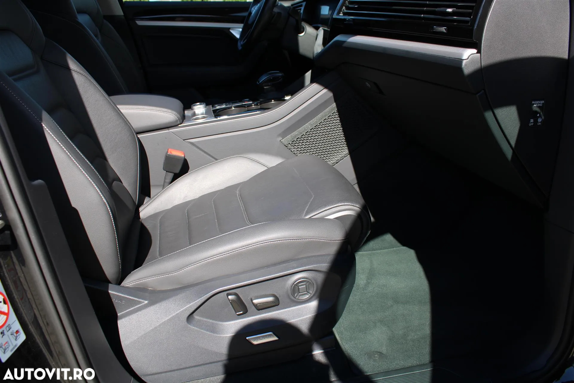Volkswagen Touareg - 15
