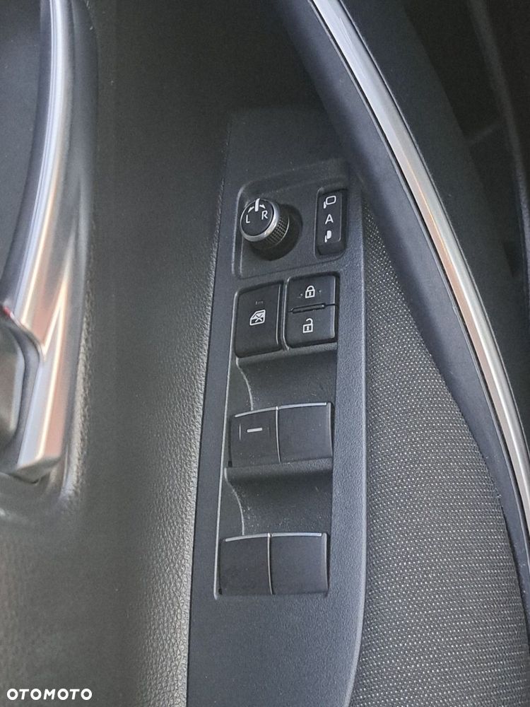 Toyota Corolla 1.8 Hybrid Style - 19