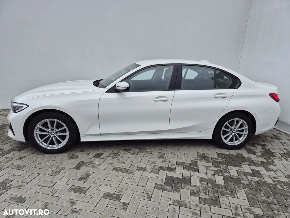 BMW Seria 3 320d xDrive AT MHEV - 2
