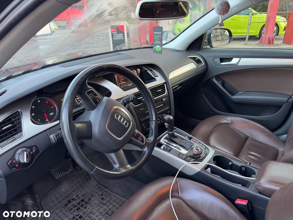 Audi A4 Avant 2.0 TDI Multitronic - 9