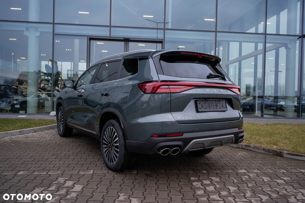 Chery Tiggo 8 1.6 T-GDI Prestige DCT - 8