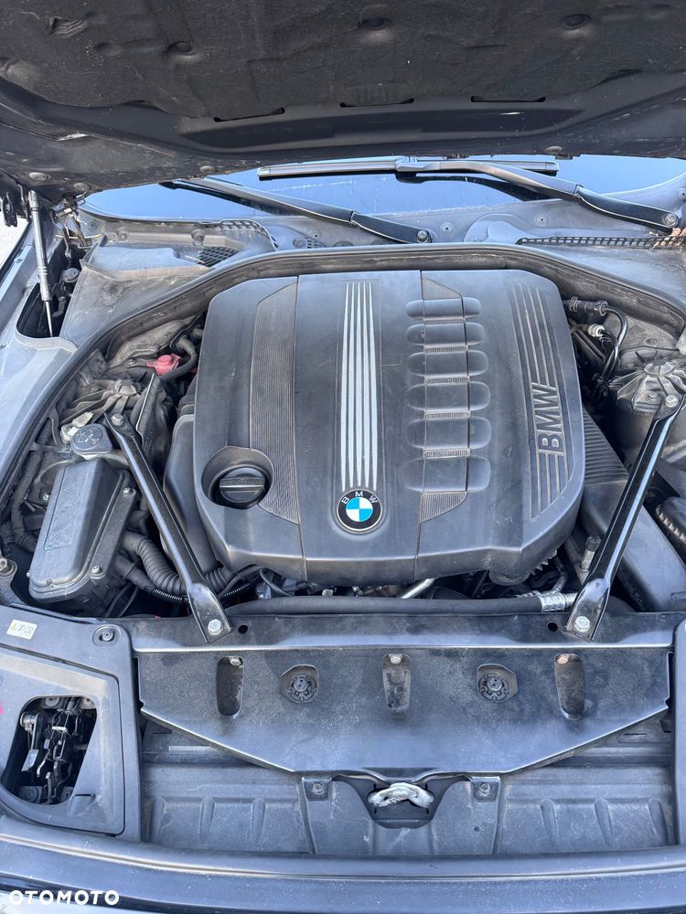 BMW Seria 5 - 25