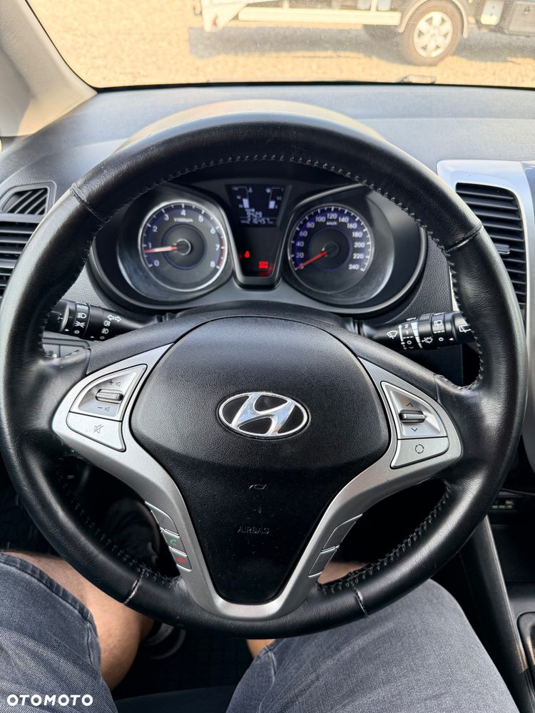 Hyundai ix20 1.4 blue Style - 12