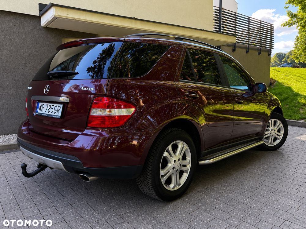 Mercedes-Benz ML 350 4Matic 7G-TRONIC Edition 10 - 16