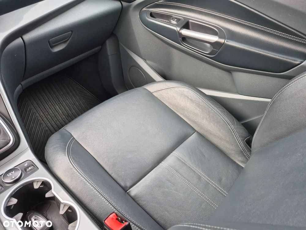 Ford C-MAX 1.6 EcoBoost Titanium - 23