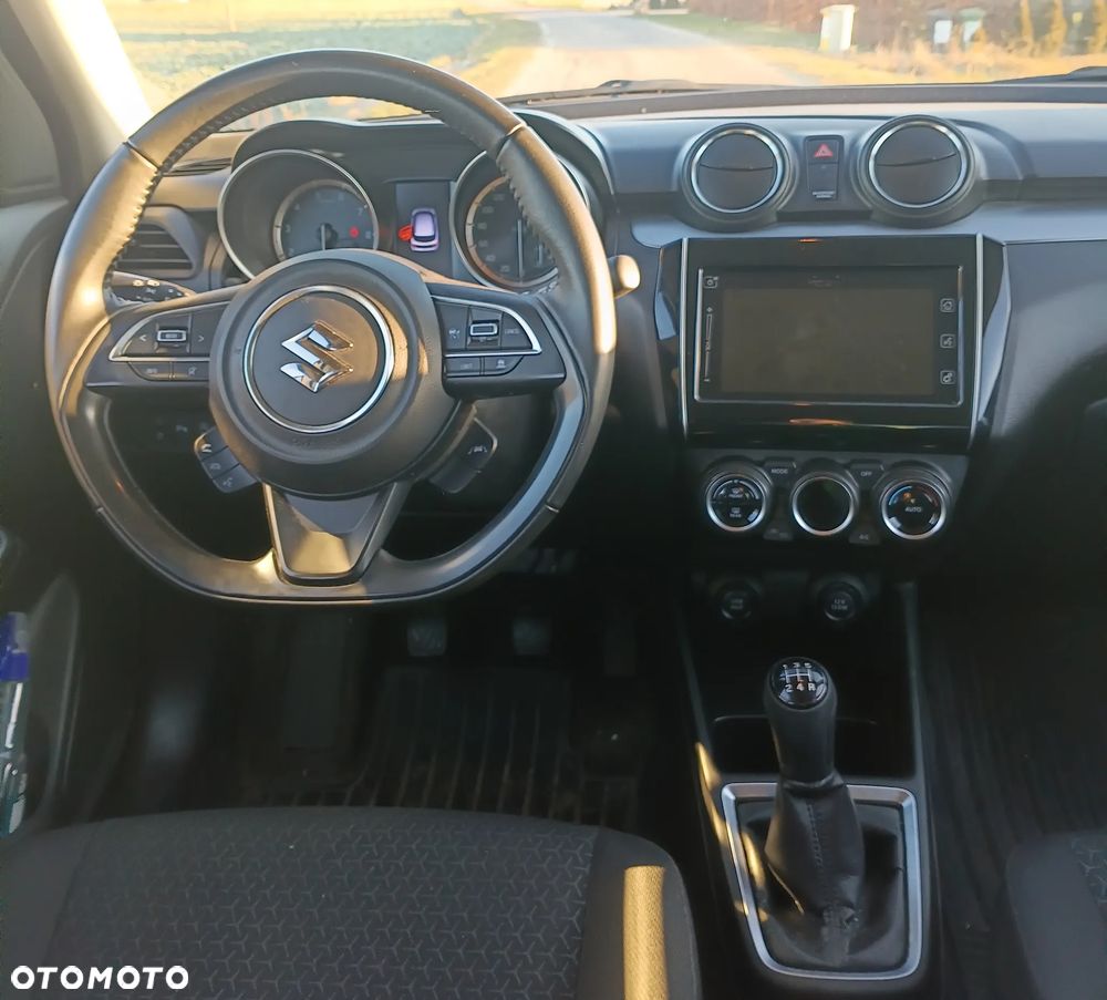 Suzuki Swift 1.2 Dualjet Hybrid Comfort - 5