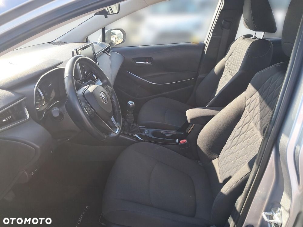 Toyota Corolla - 9