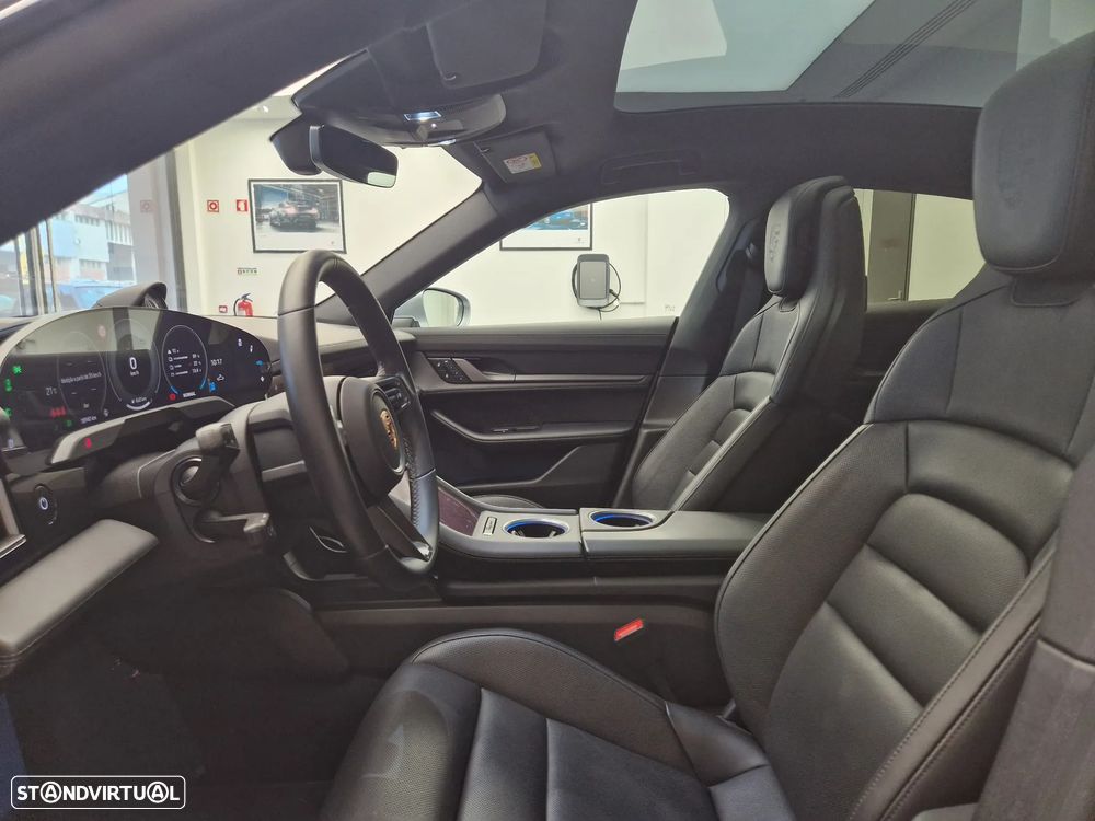 Porsche Taycan Standard - 19