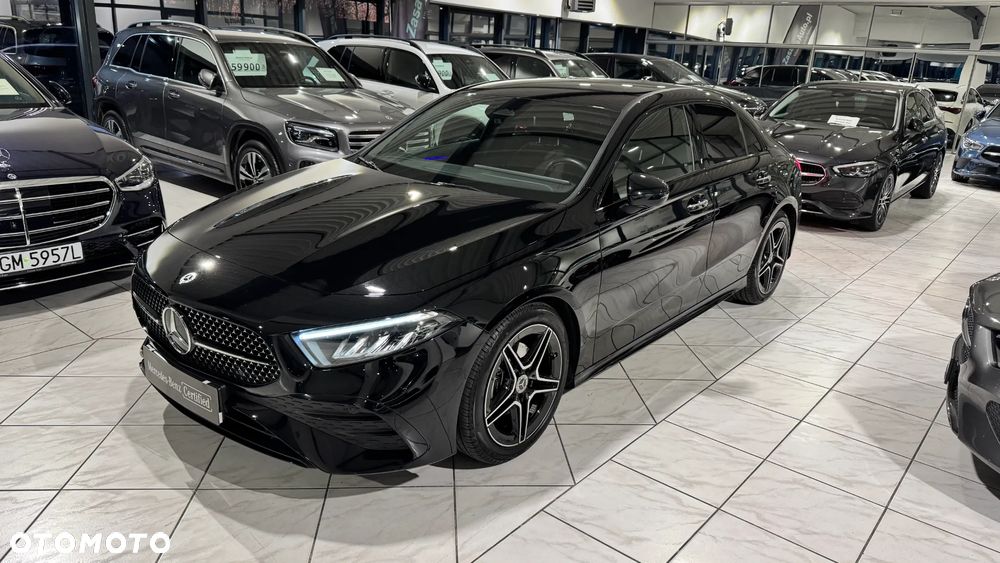 Mercedes-Benz Klasa A 200 AMG Line 7G-DCT - 2