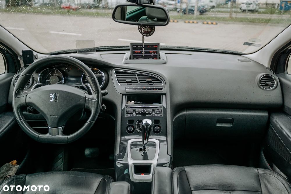 Peugeot 5008 - 11