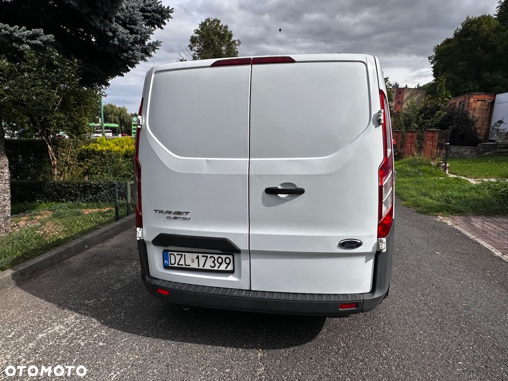 Ford Transit Custom - 8