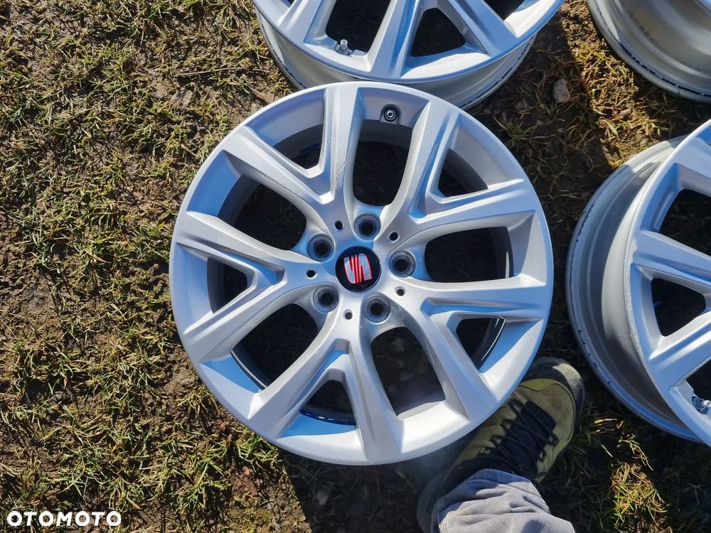 VW 3C8 PASSAT, AUDI Q3,Q2,SKODA ,SEAT 6.5X17 ET39 5X112 bdb stan - 7