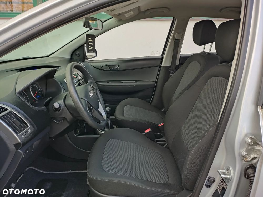 Hyundai i20 - 14
