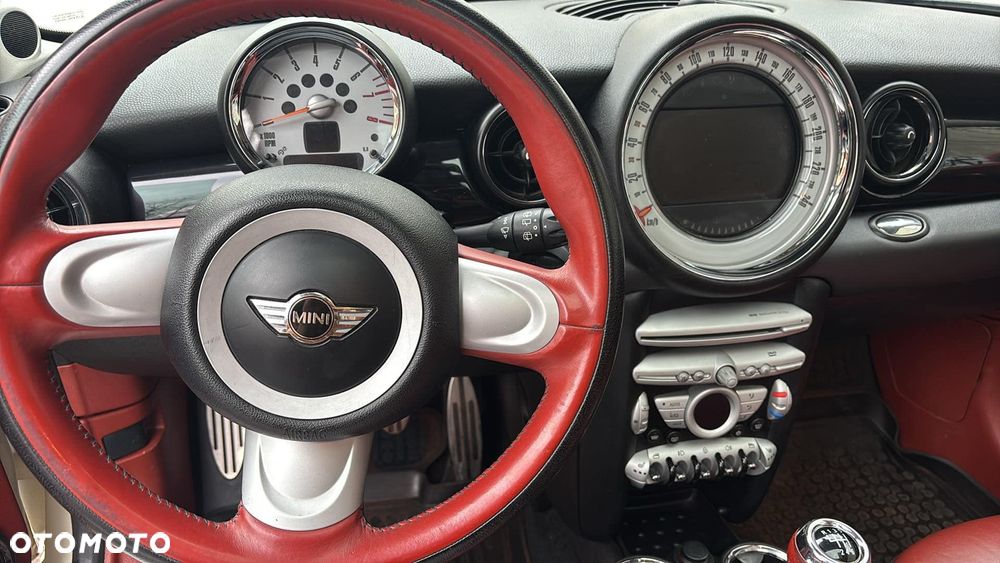 MINI Cooper S Standard - 8