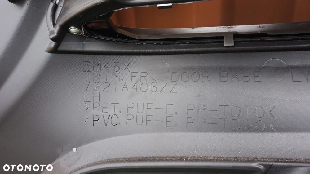 Mitsubishi Pajero IV 3.2 DID 5D Long boczek drzwi tapicerka lewy przod Europa - 6