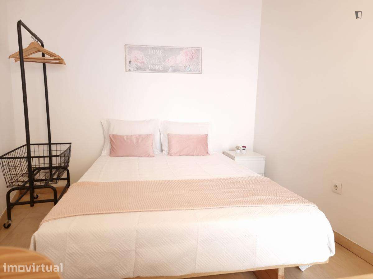 Apartamento com 1 quartos - localizado em Montes Claros Coimbra - Grande imagem: 3/22