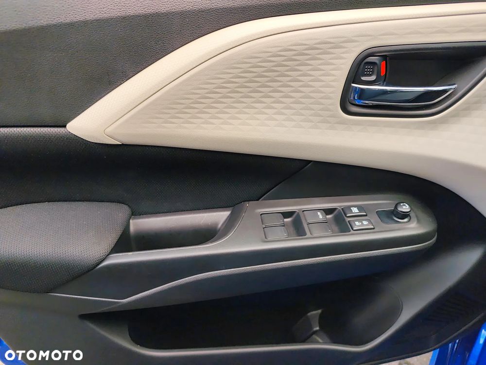 Suzuki Swift 1.2 Dualjet SHVS Premium Plus - 11