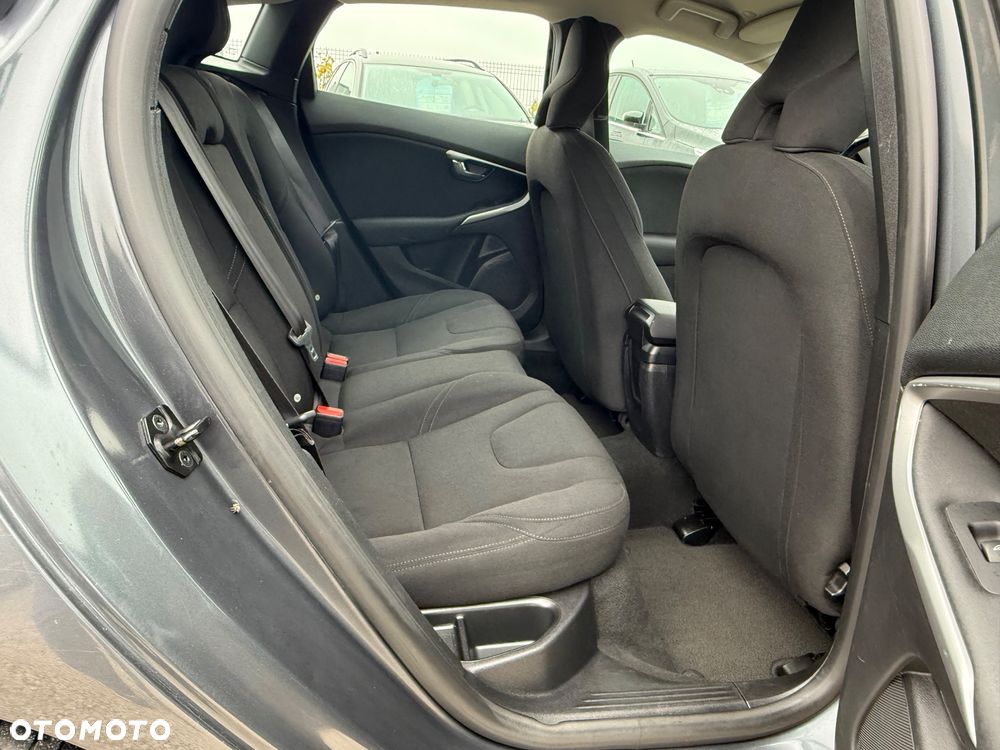 Volvo V40 - 21