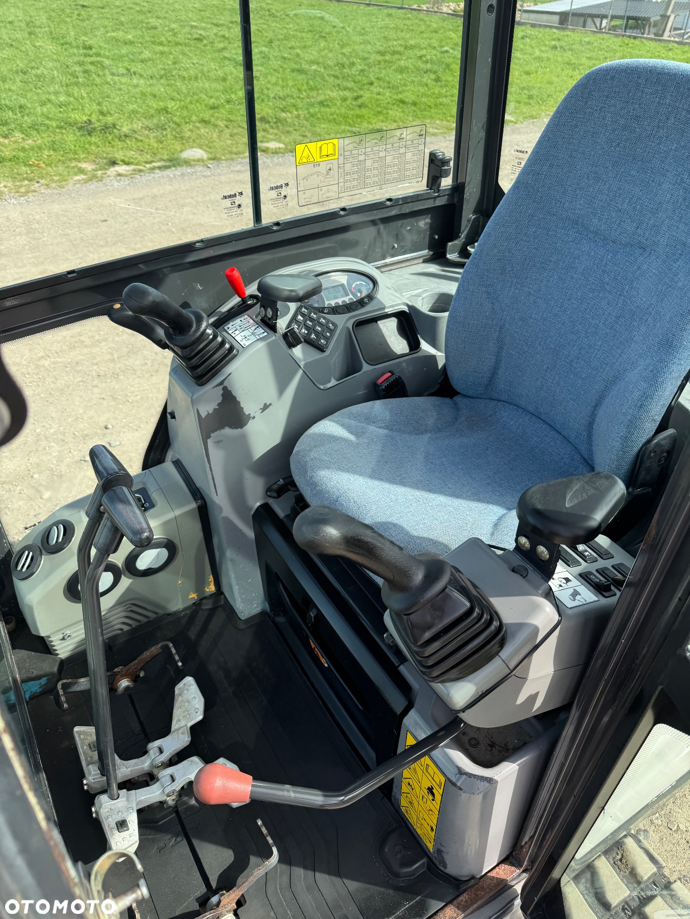 Bobcat E19 - 9