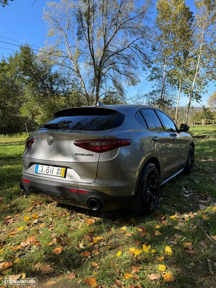 Alfa Romeo Stelvio 2.2 D Super AT8 - 5