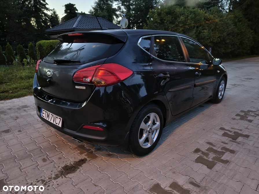 Kia Ceed 1.6 GDI L Business Line - 3