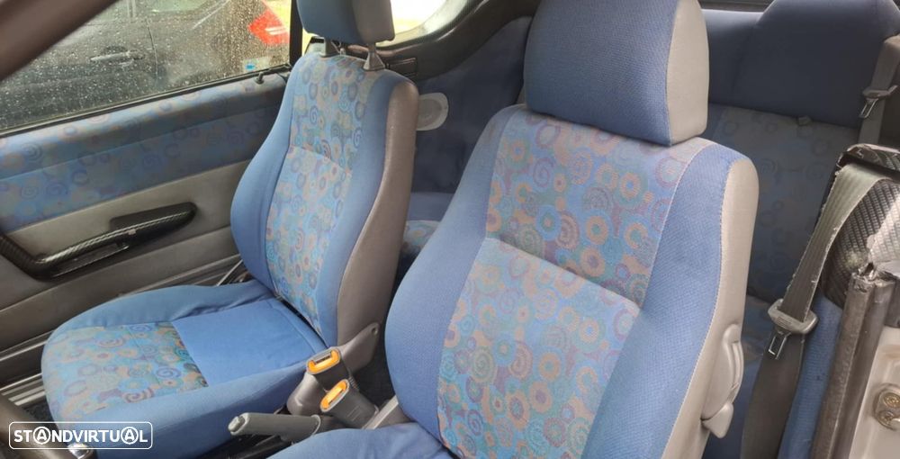 Fiat Punto Cabrio 16V - 10