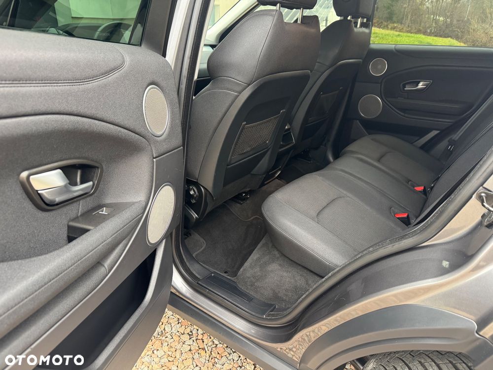 Land Rover Range Rover Evoque - 16