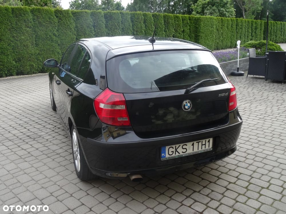 BMW Seria 1 118d - 11