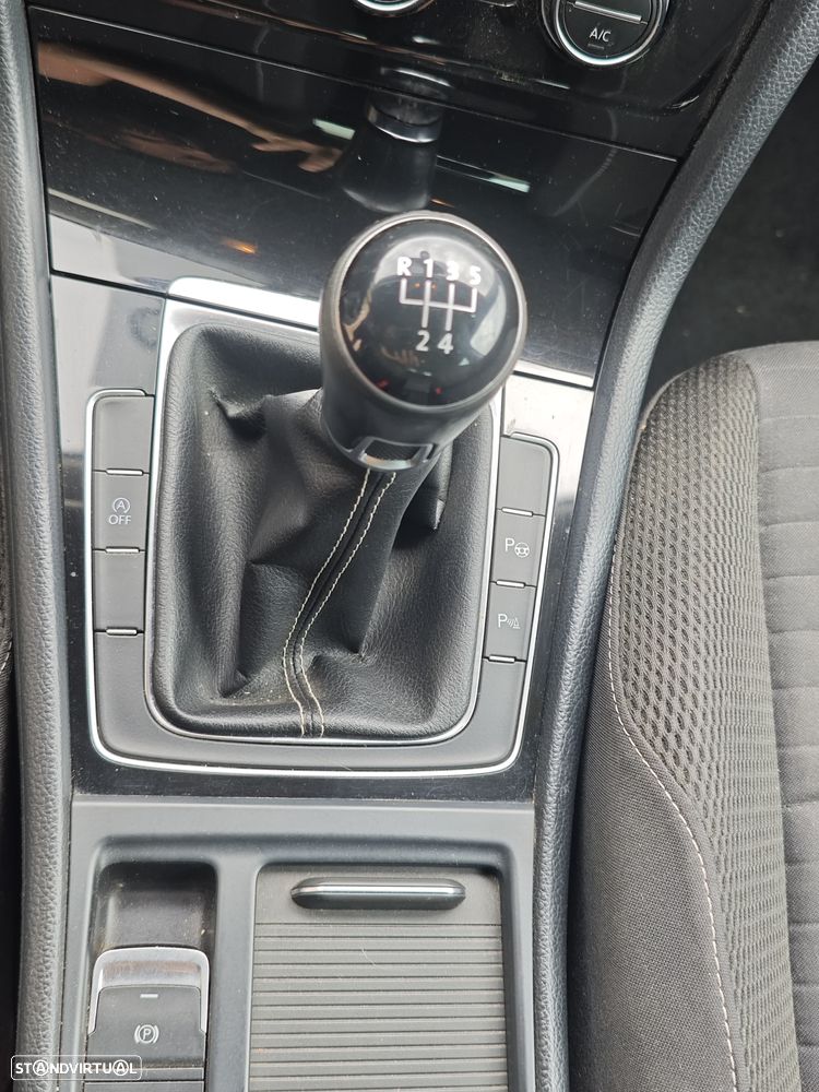 VW Golf 1.6 TDI BlueMotion Cup - 18