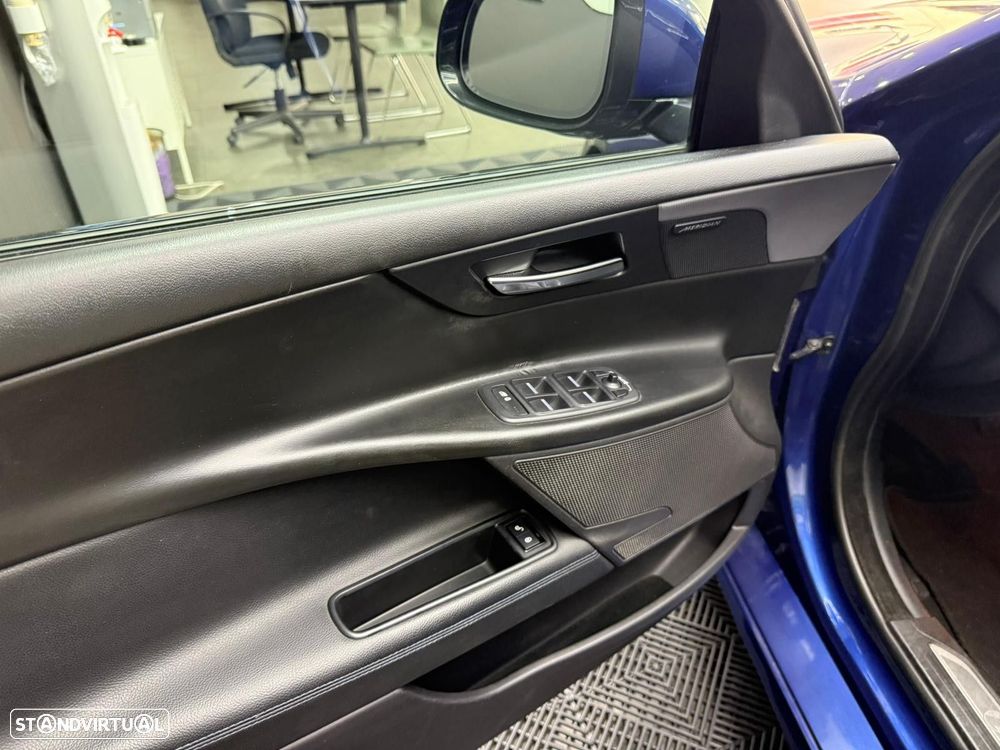 Jaguar XE 2.0 D R-Sport Aut. - 14
