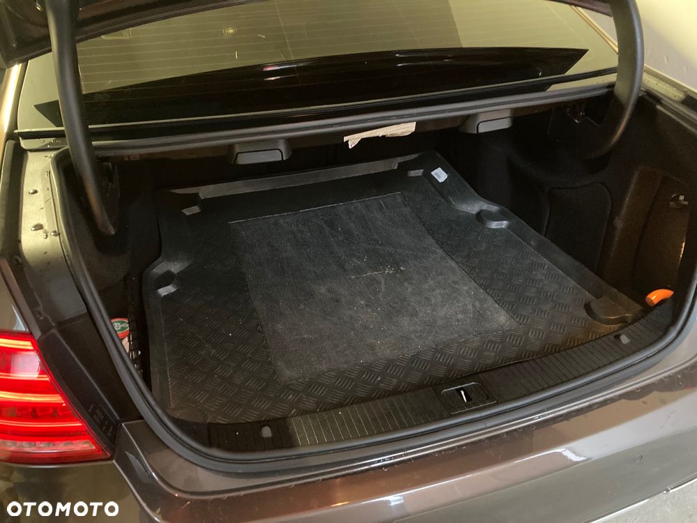 Mercedes-Benz Klasa E 200 CDI 7G-TRONIC Avantgarde - 11
