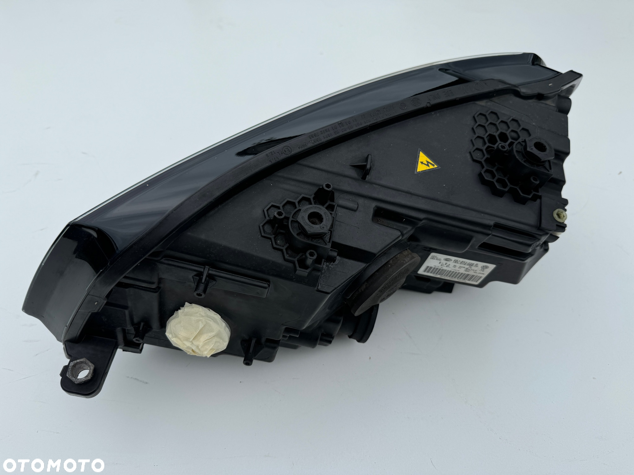 Reflektor Xenon lampa przednia 2K1951032B VW CADDY 2K strona prawa - 2