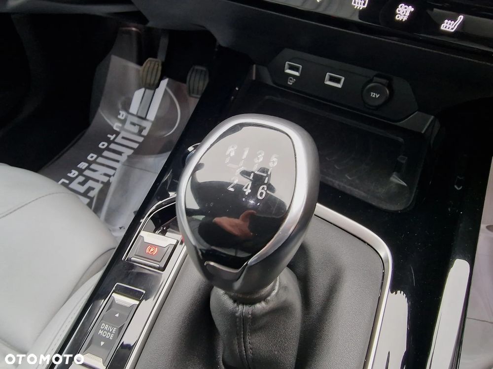 Peugeot 508 1.5 BlueHDi Allure S&S - 32