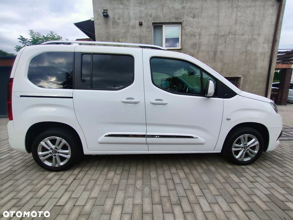 Toyota Proace City Verso 1.2 Turbo L2 Team Deutschland - 2