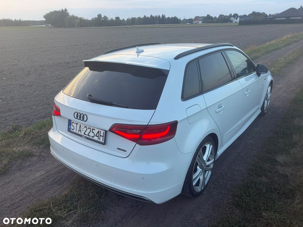 Audi A3 Sportback - 2